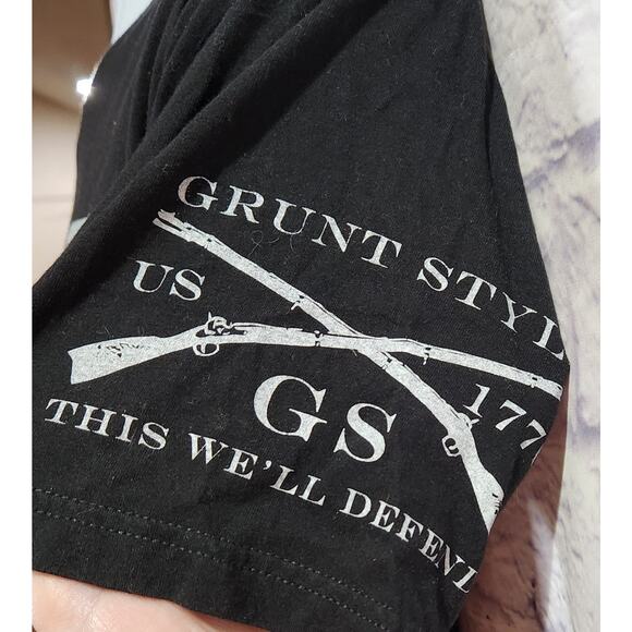 Grunt Style Black White DAD Graphic Shirt Large Lightweight Soft Short Sleeves - Picture 2 of 4